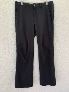 REI Women's Petite Pants in Black with Light Gray Waistband size 8 petite